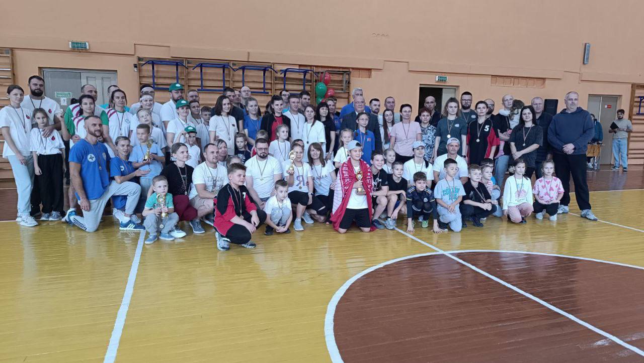 photo 5449578544276569880 y