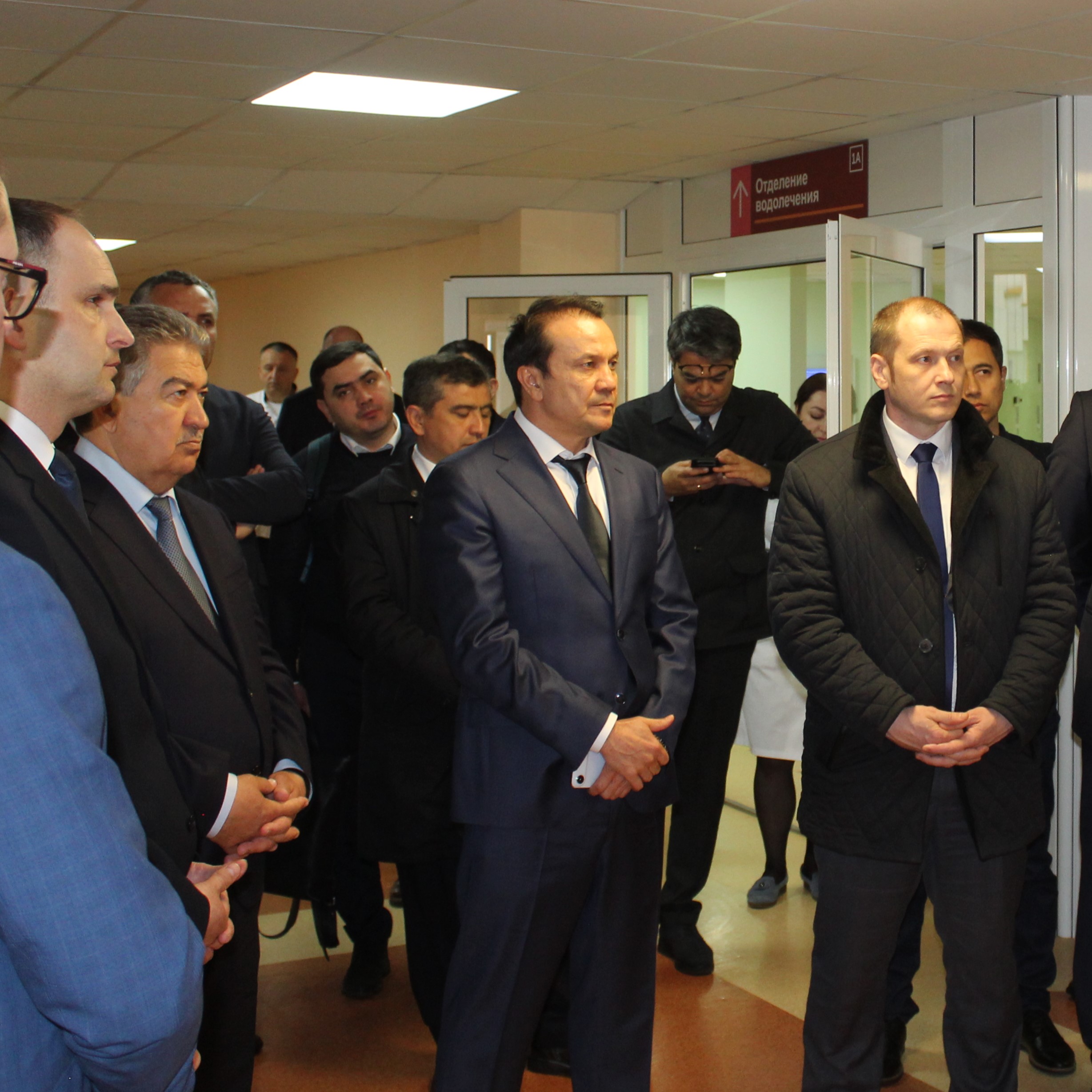 ПРАВИТЕЛЬСТВЕННАЯ ДЕЛЕГАЦИЯ УЗБЕКИСТАНА ПОСЕТИЛА ОСТРОВЕЦКУЮ ЦРКБ